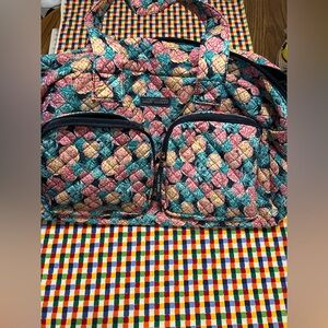 NWOT  Simply Southern pineapple print quilted weekender duffle bag